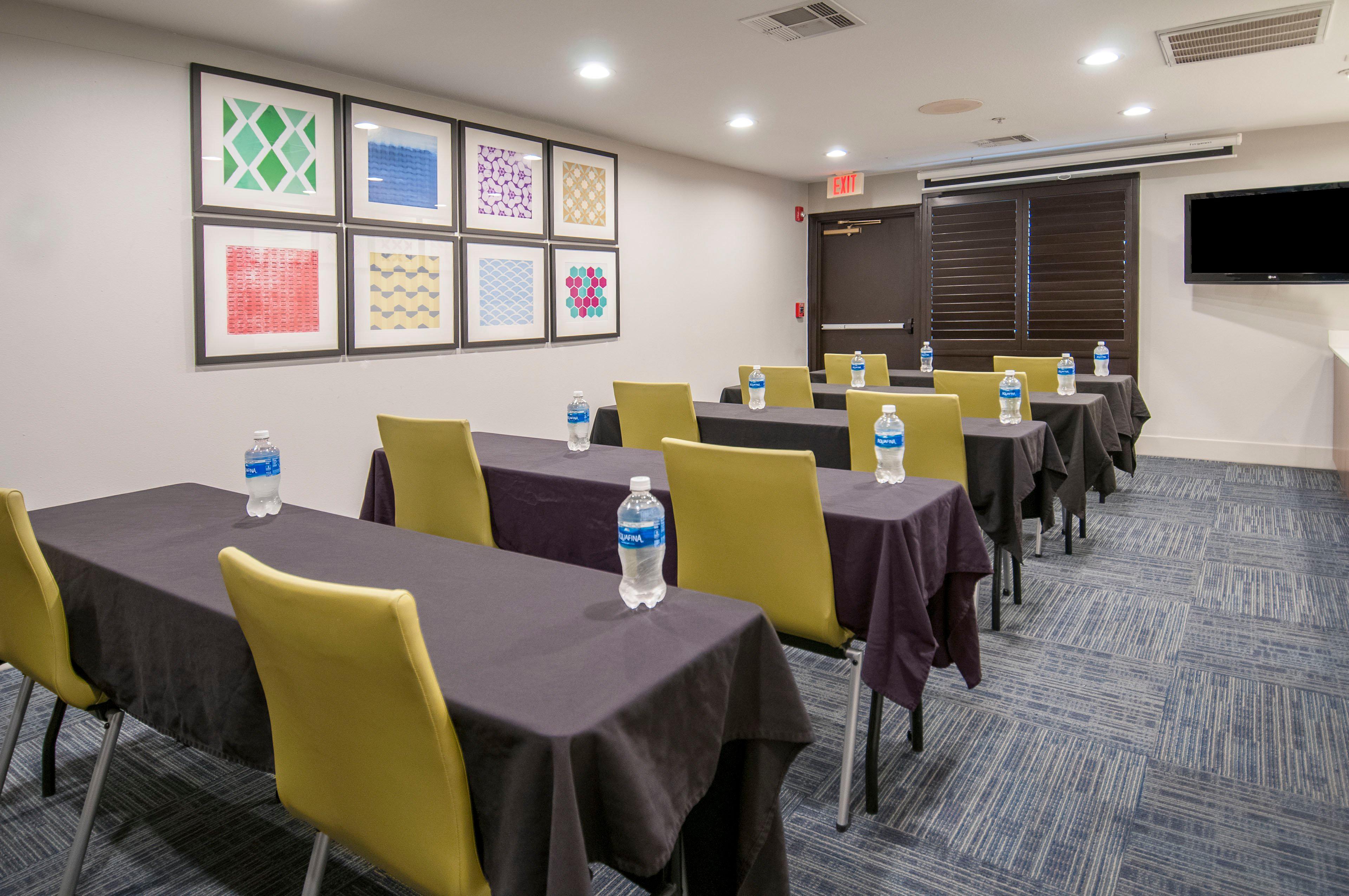 Holiday Inn Express Hotel & Suites Plano West - Frisco By Ihg Extérieur photo