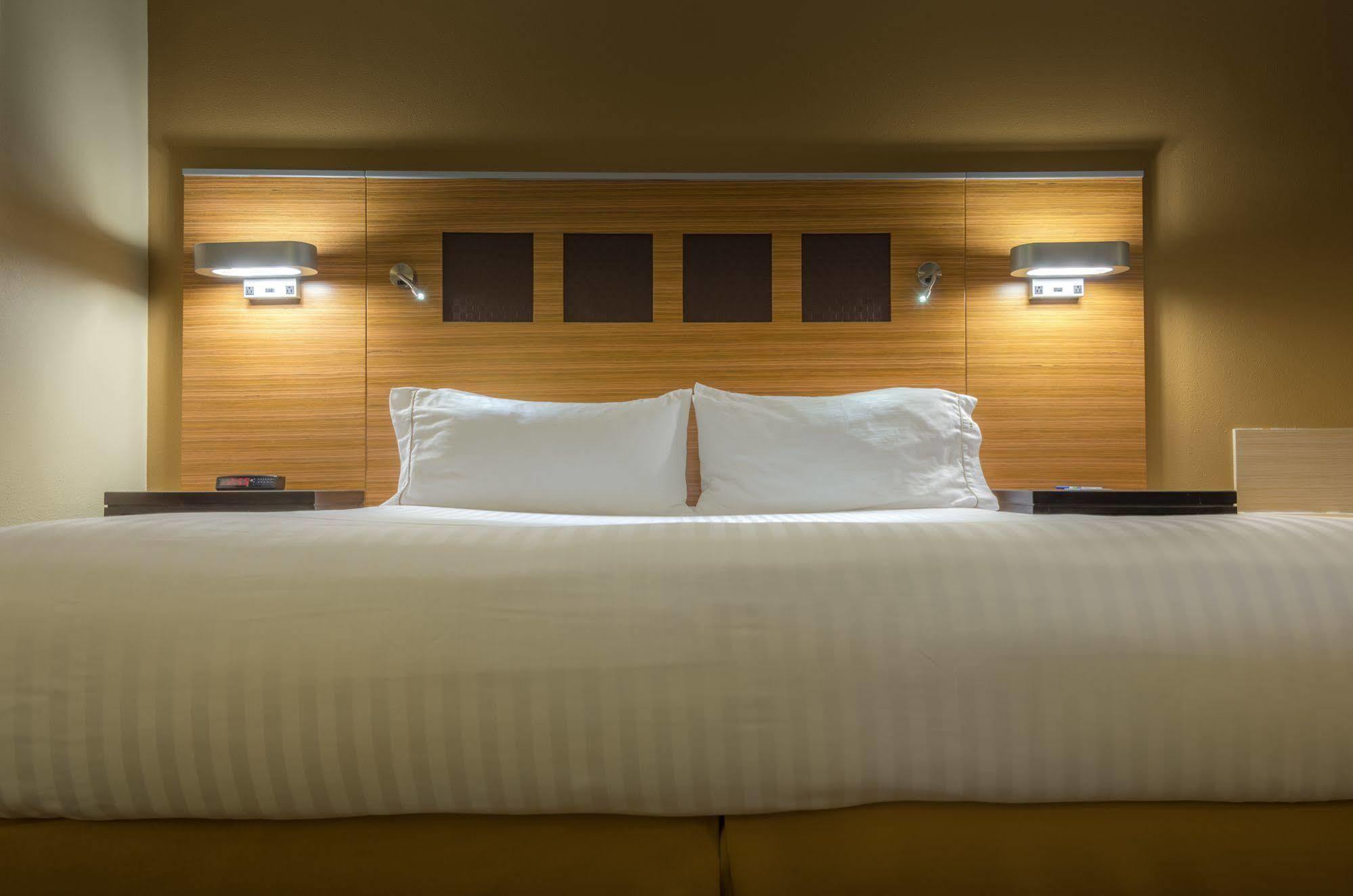 Holiday Inn Express Hotel & Suites Plano West - Frisco By Ihg Extérieur photo