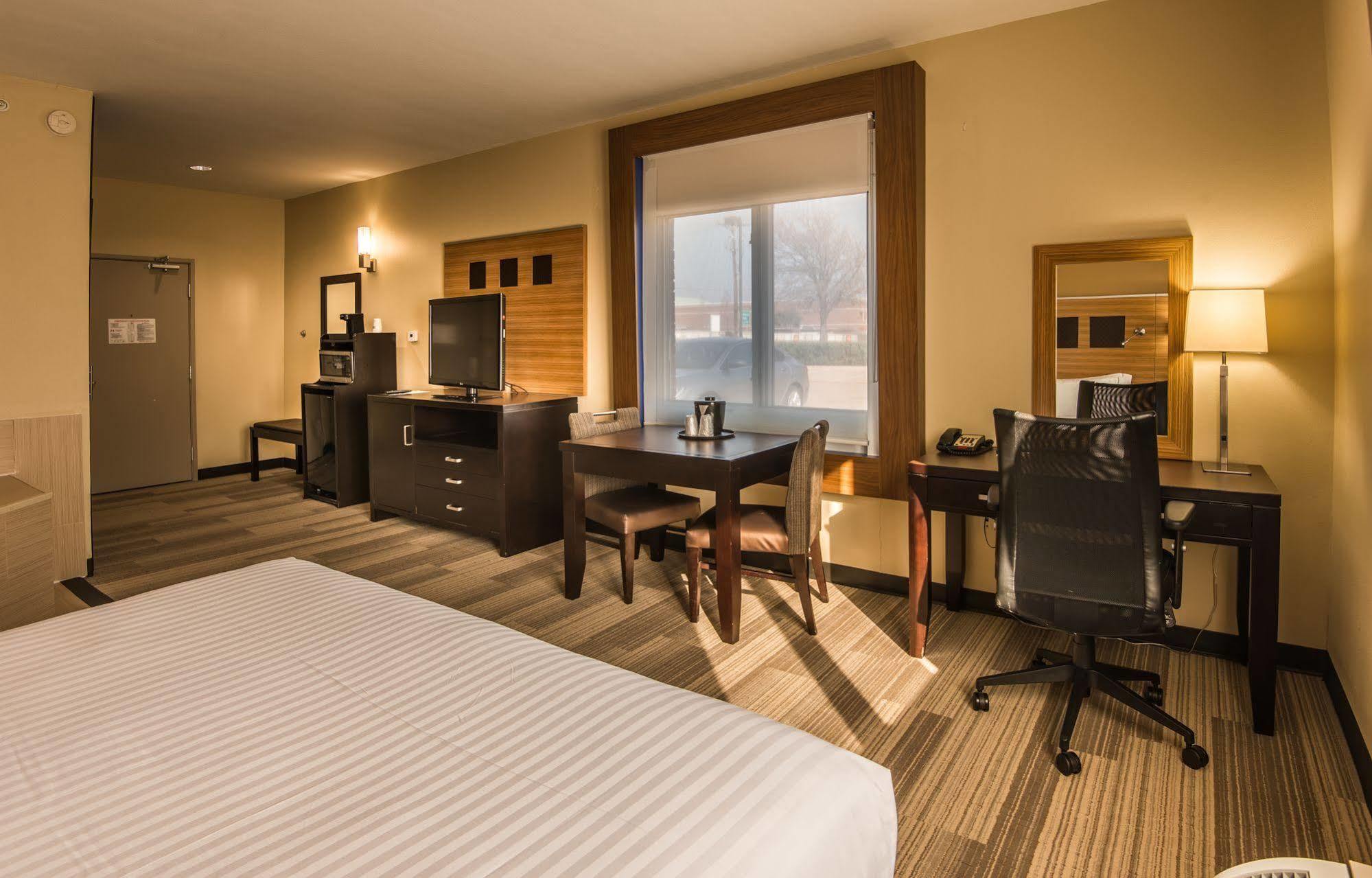 Holiday Inn Express Hotel & Suites Plano West - Frisco By Ihg Extérieur photo